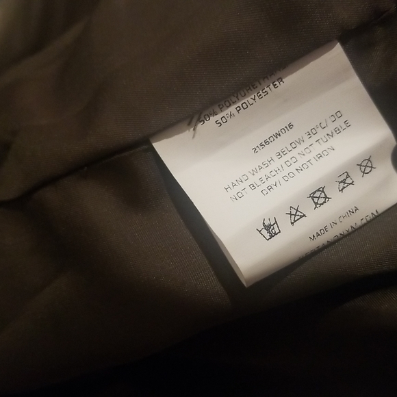 Faux Leather Trench Coat with Pinched Pleats (Olive Green) - DEPT ANONYM - Picture 8 of 8